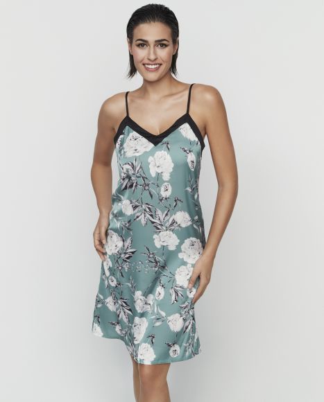 Moteriški naktiniai marškiniai