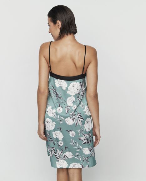 Moteriški naktiniai marškiniai